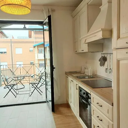 Apartman Incantevole Monolocale 2 *