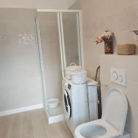 Incantevole Monolocale 2 * Άλμπα